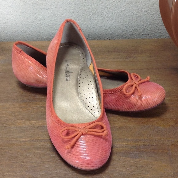 Neiman Marcus Shoes - Neiman Marcus Orange Leather Ballet Flat